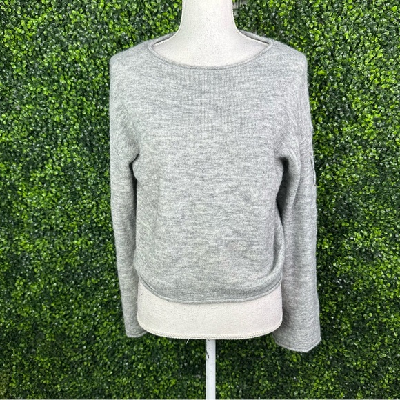 EUC Gray Women's Sweater mini flare sleeve wool blend top H&M - Picture 4 of 10
